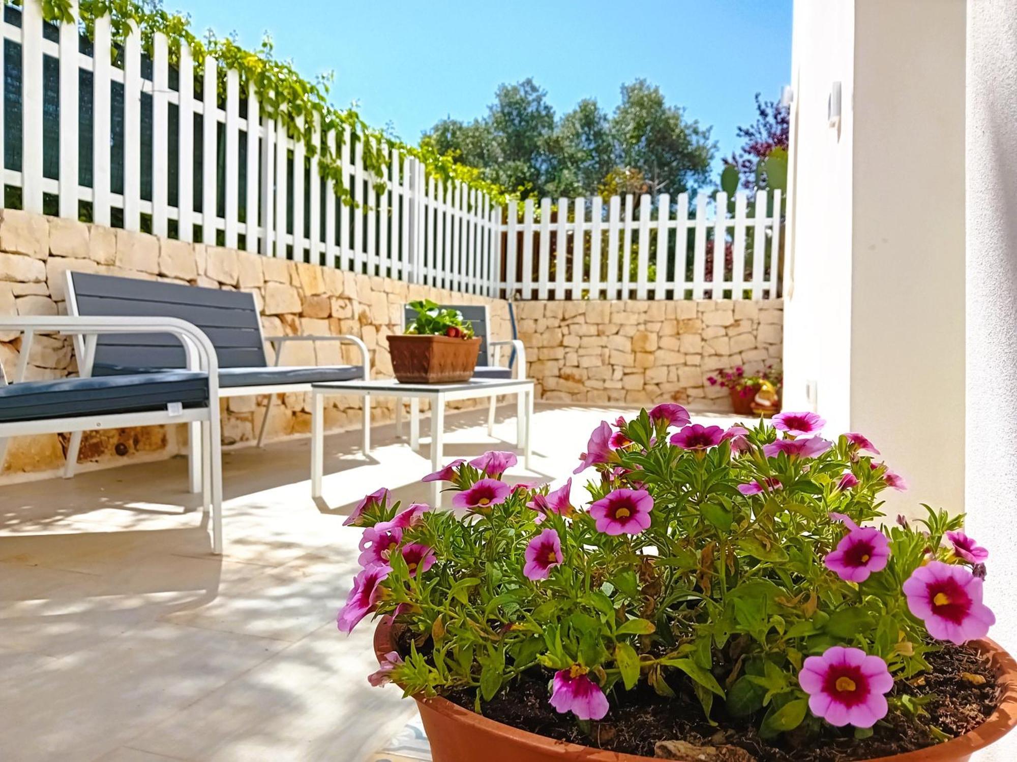 Готель Pietra Di Puglia Монополі Екстер'єр фото
